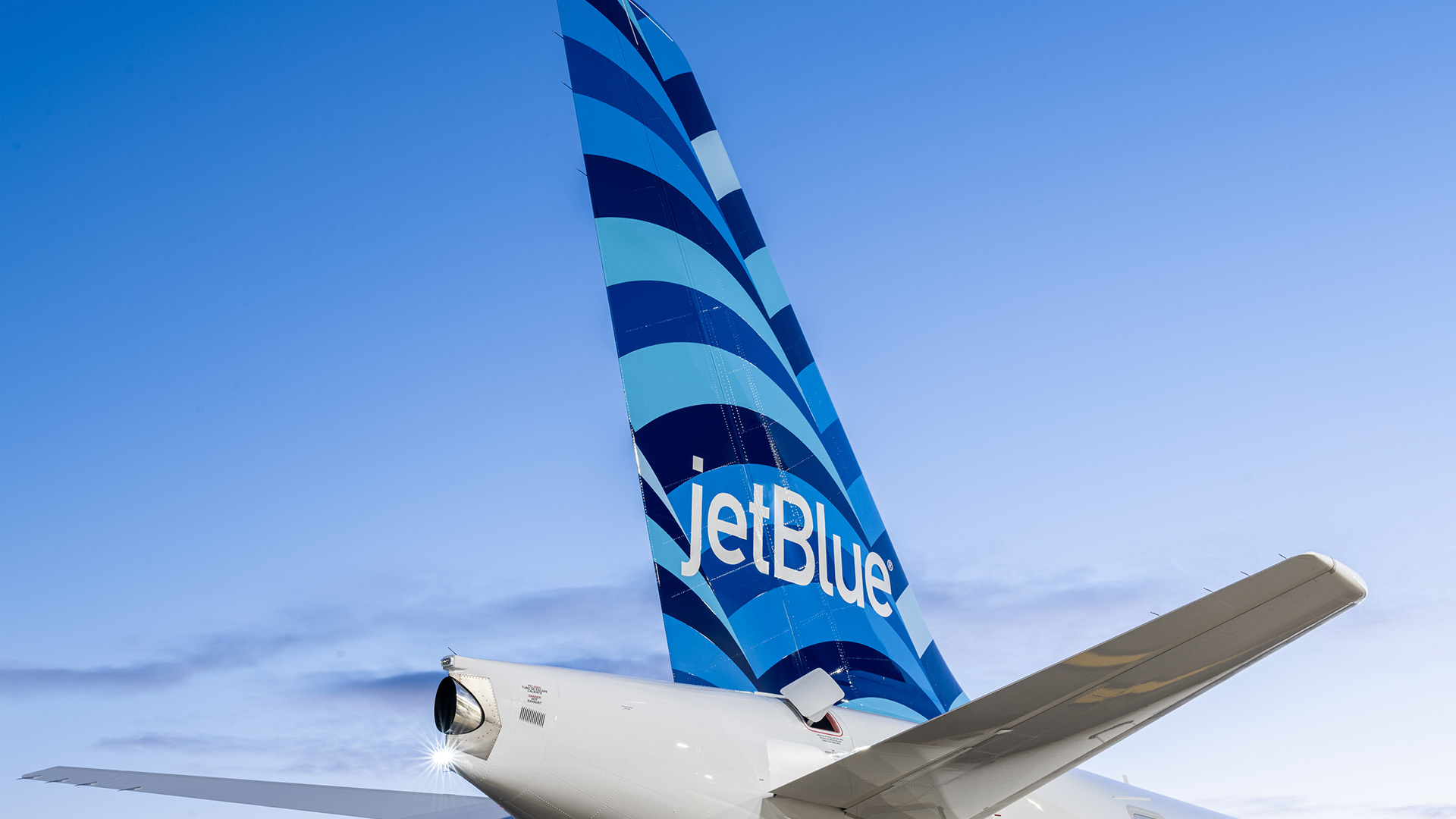 Datalex announces renewal with JetBlue